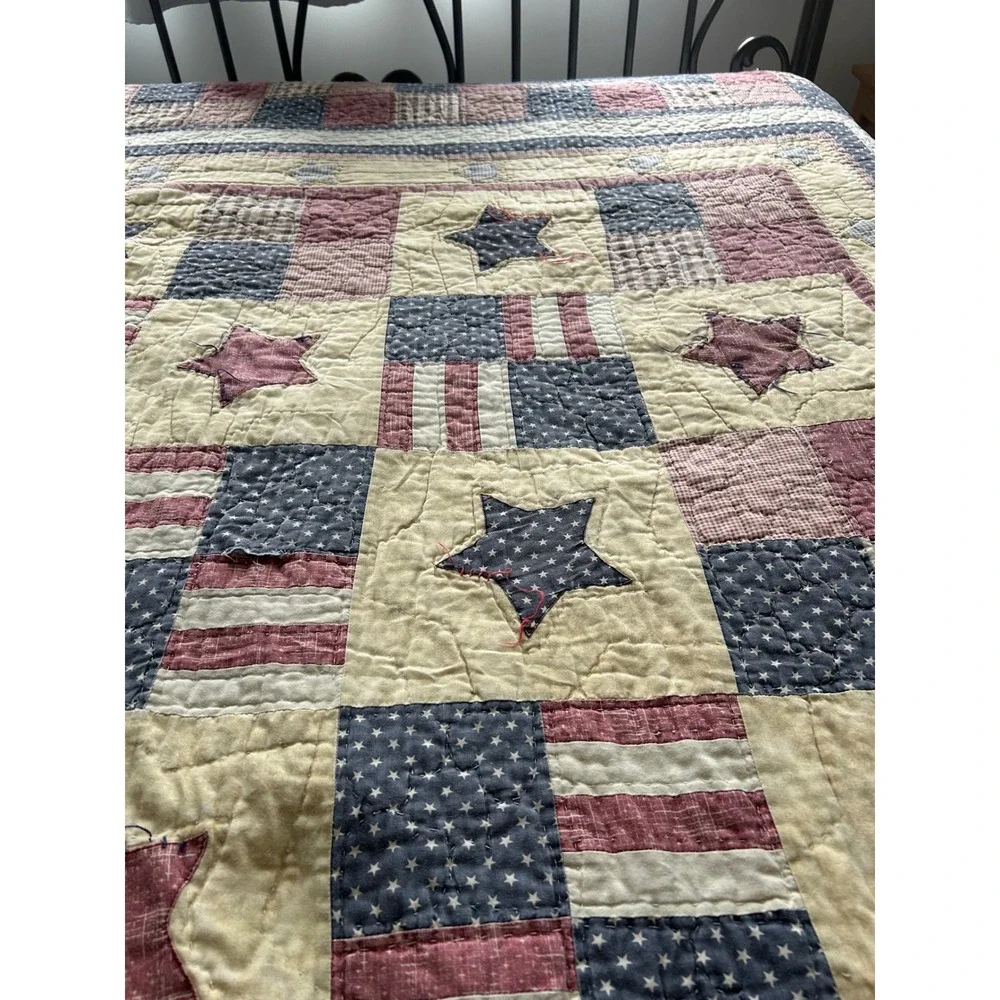 Americana Patchwork Quilt Set Full Queen Red White Blue Stars Rustic Farmhouse